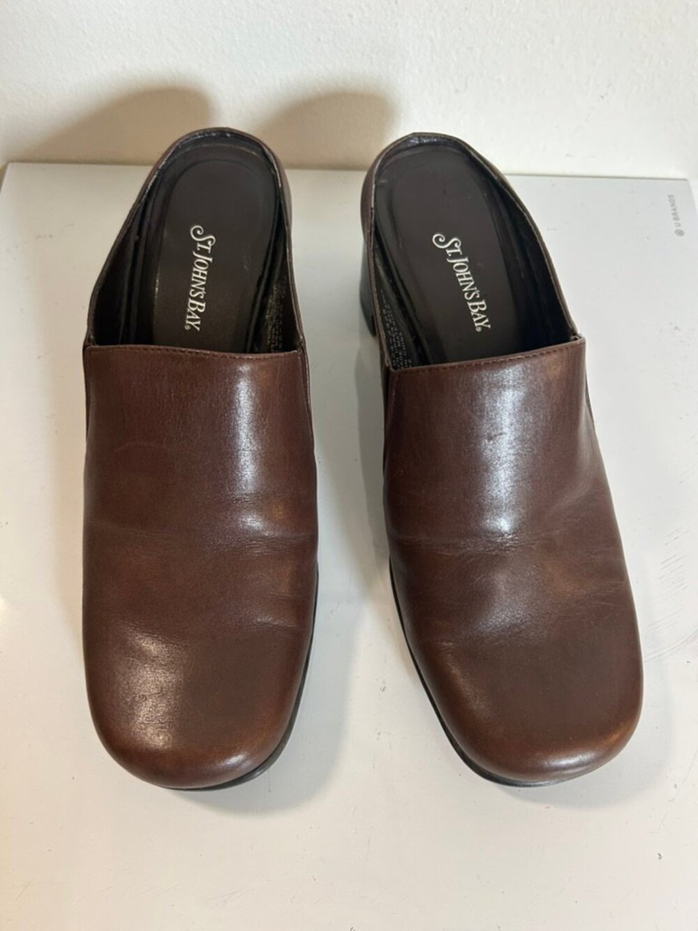 St. Johns Bay Heeled Hope Clogs Brown Classic Minimalist Sz 7M Leather EUC